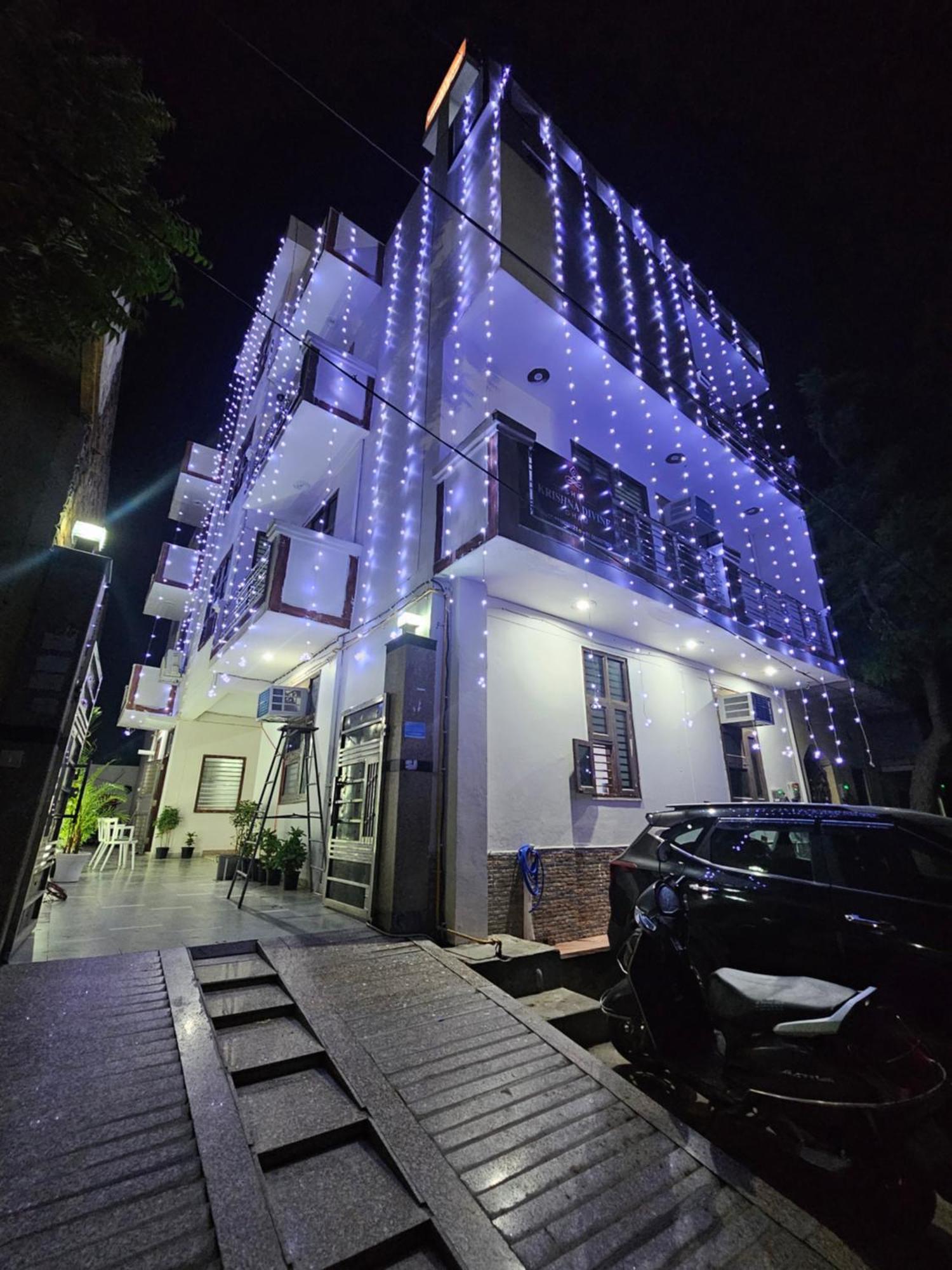 Shri Krishna Divine Dham Mathura Exterior foto